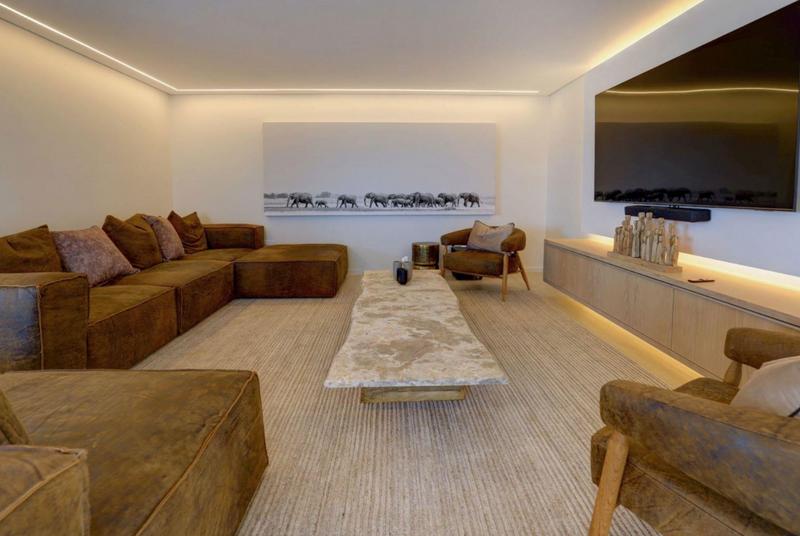 4 Bedroom Property for Sale in Mossel Bay Central Western Cape